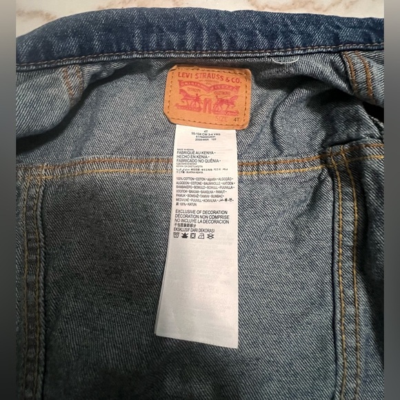 Levi’s Strauss Blue Denim Trucker Jacket Snap Button Front Unisex Toddler 4T - Picture 4 of 5